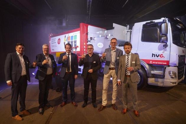 VDL presenteert eerste elektrische voertuigen voor afvalinzameling